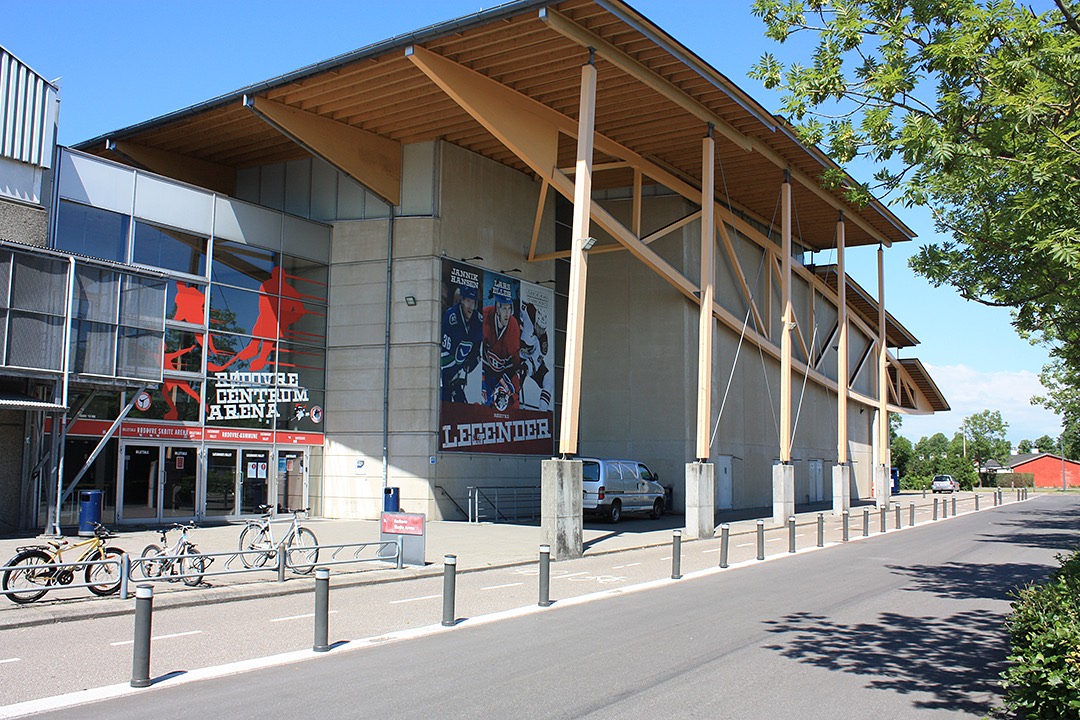 Rødovre Centrum Arena set fra gaden